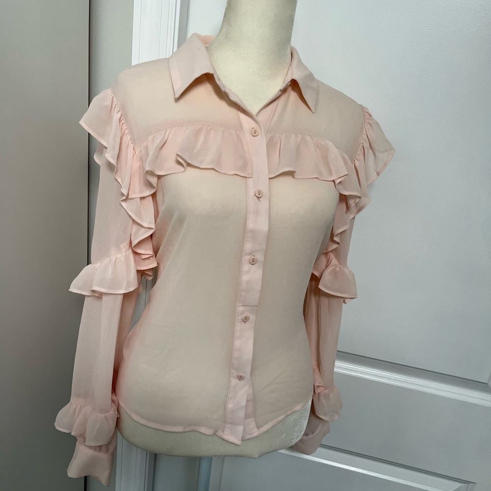 NWT❗️Pink Ruffle Button Up Blouse - Picture 2 of 5